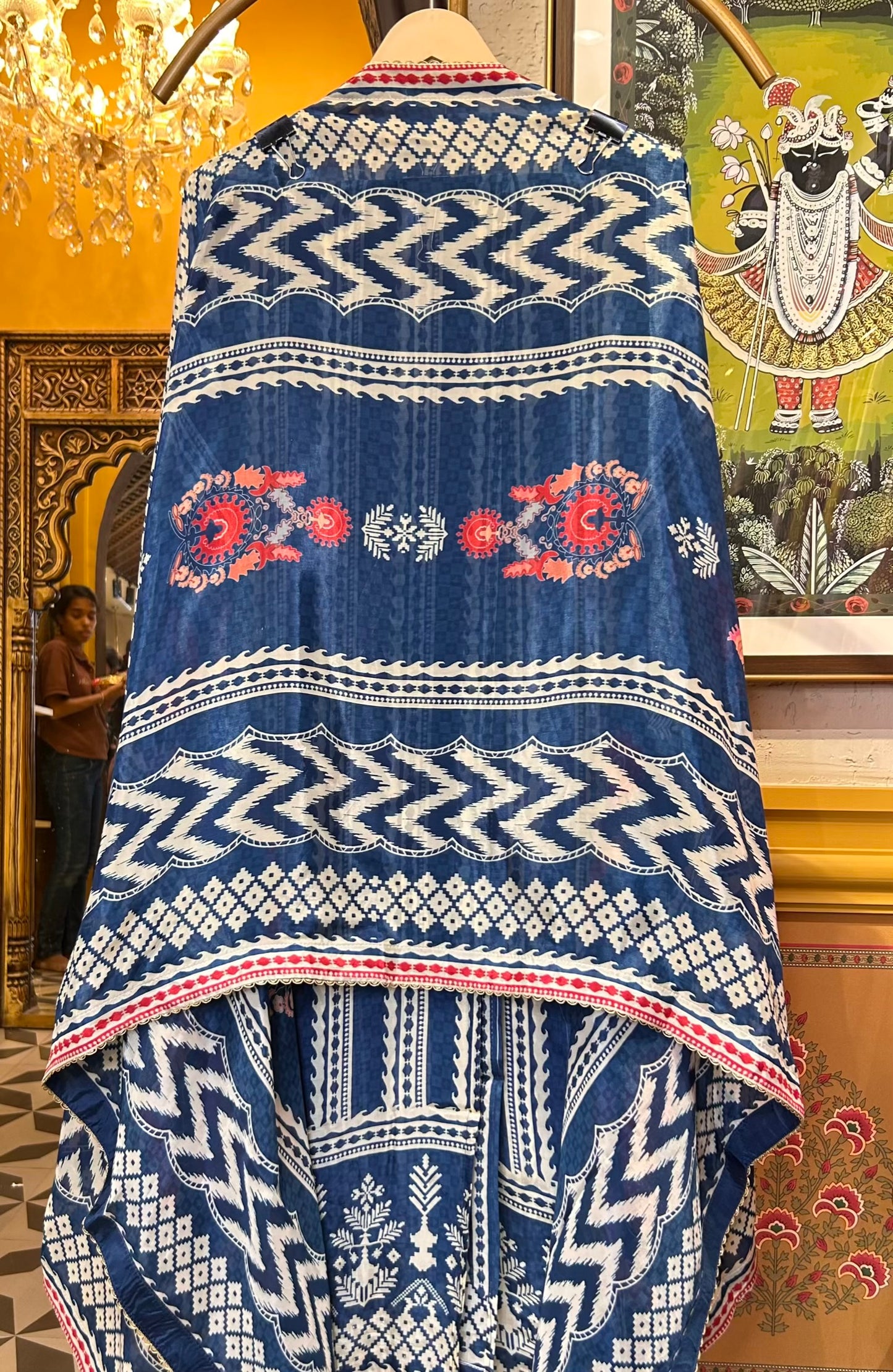 Tasveer-e-Noor (Blue)