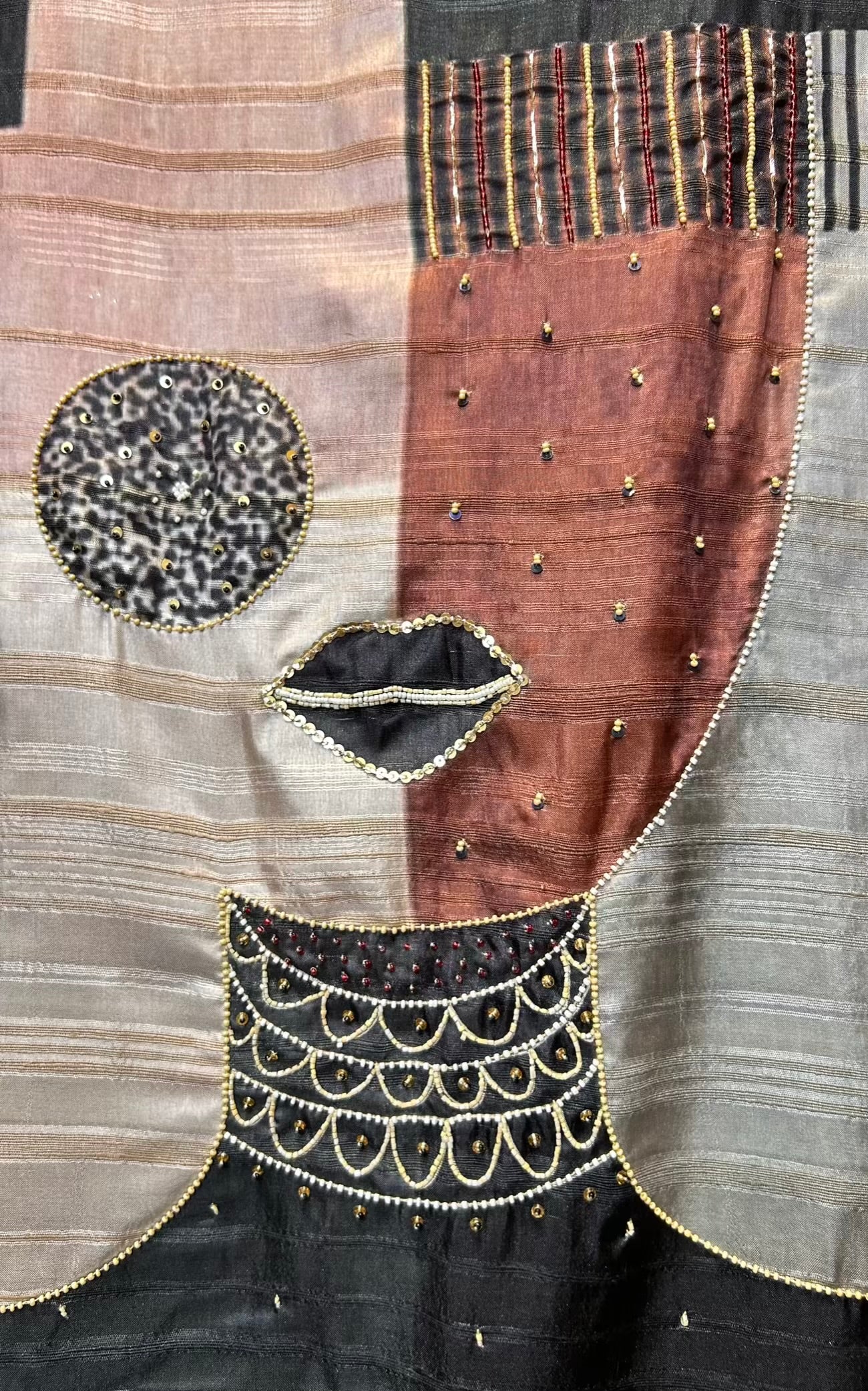 Adaa-e-Zareen (Grey & peach)