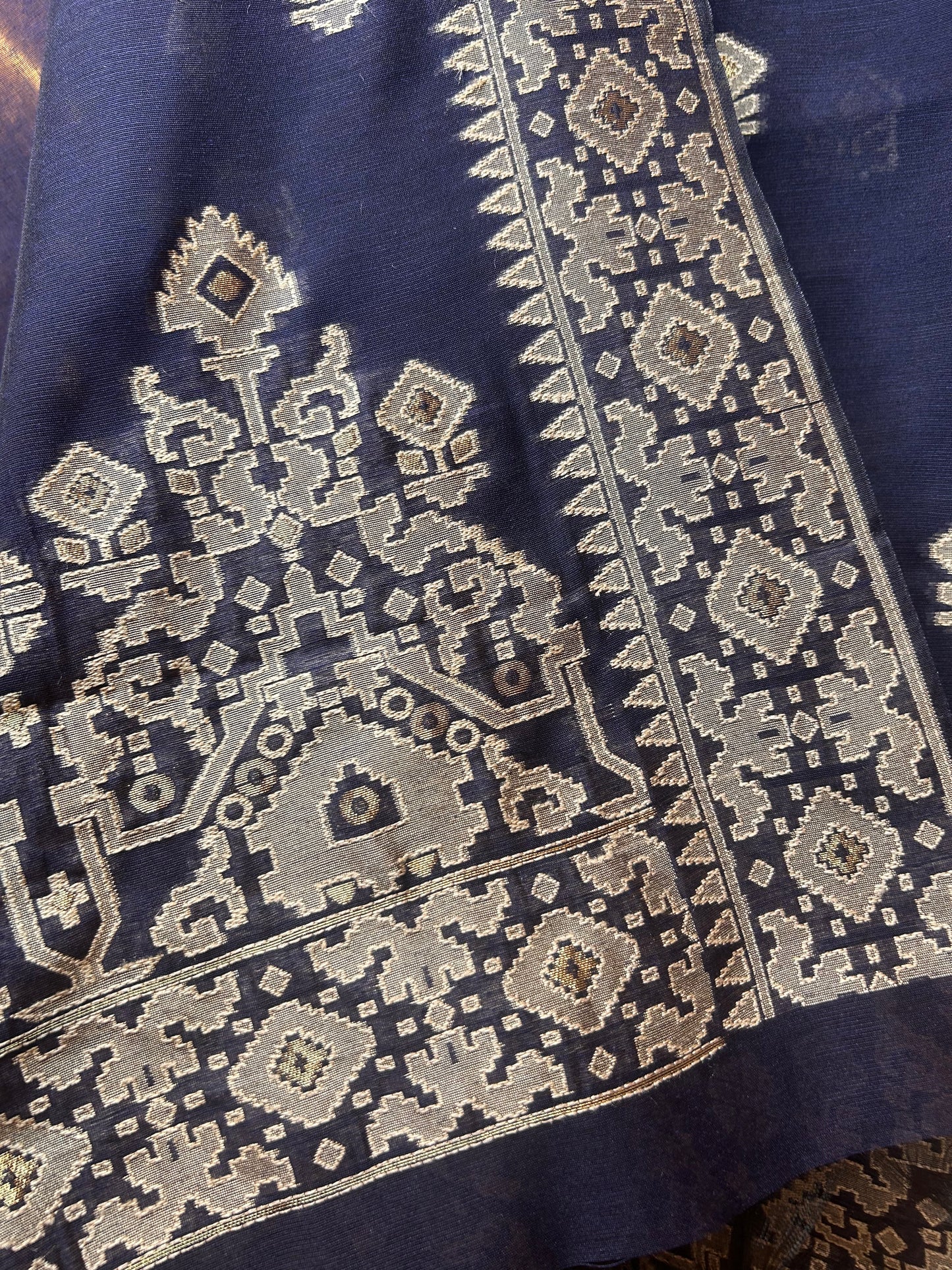 Nayra Jamdhani Suit (Blue)