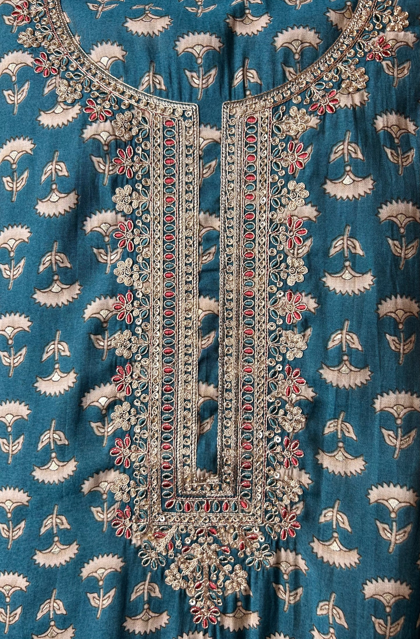 Inaya Muslin Printed Suit (Green)