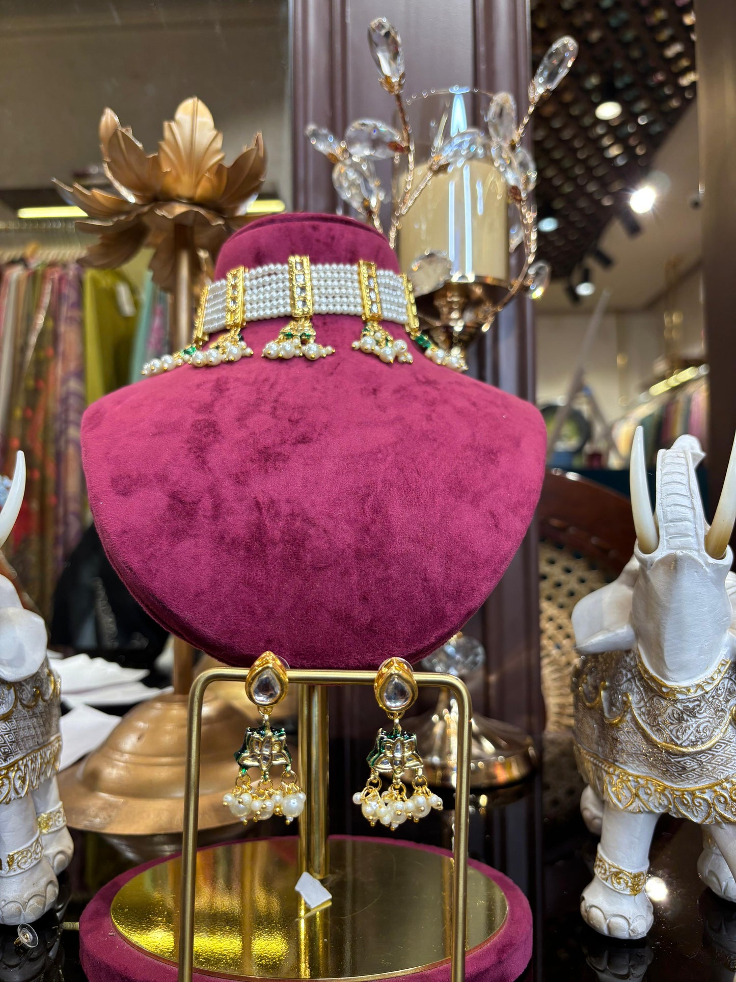 Aarunya Pearl Choker Set