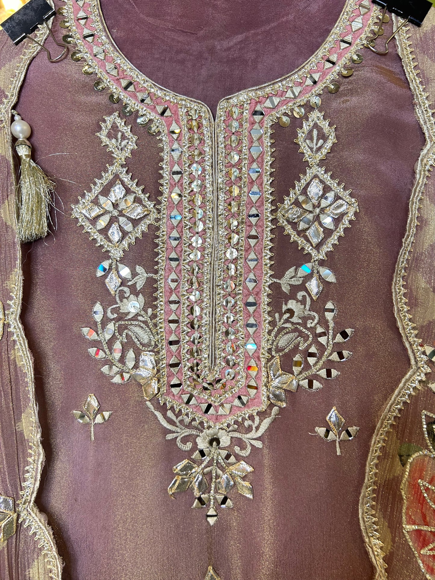 Noor-e-Lehza (Lavender)