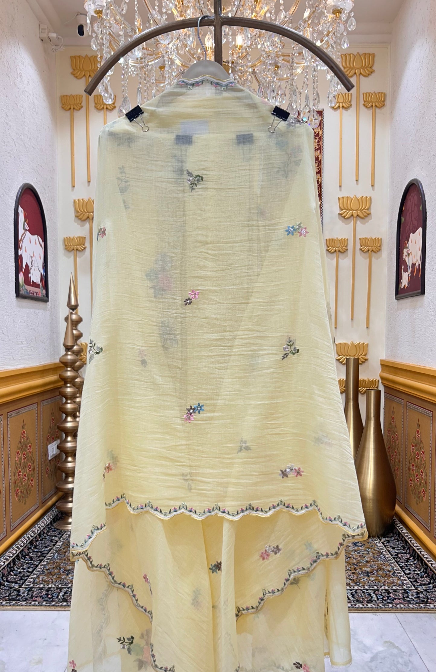 Vihana Resham Grace Suit (Yellow)