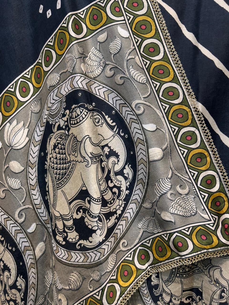 Mehrya Silk Print Élan Suit (Black)