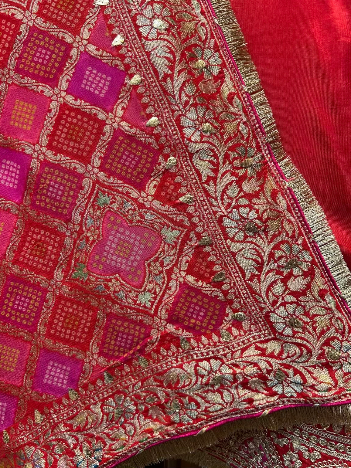 Naaz-e-Shaahi (Red)