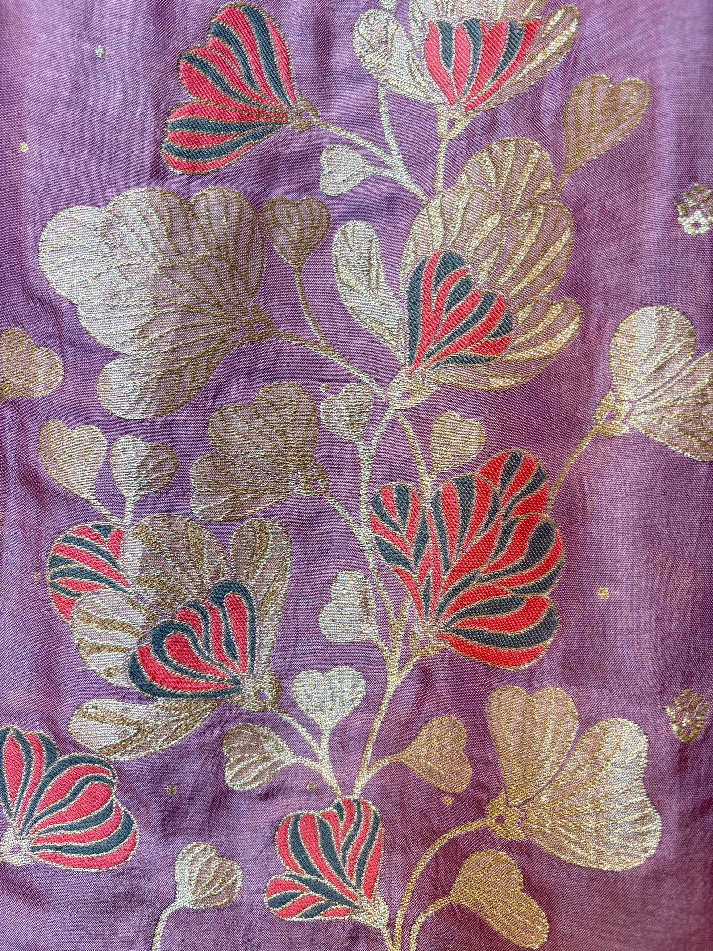 Ruhaniyat Banarasi Suit (Lavender)