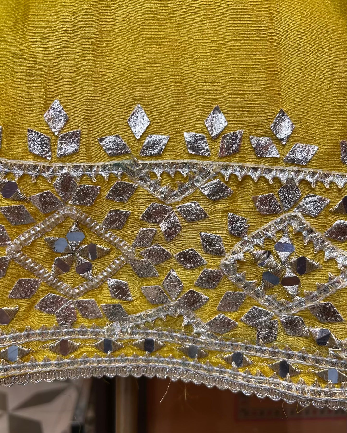Shauq-e-Naqsh (Yellow)