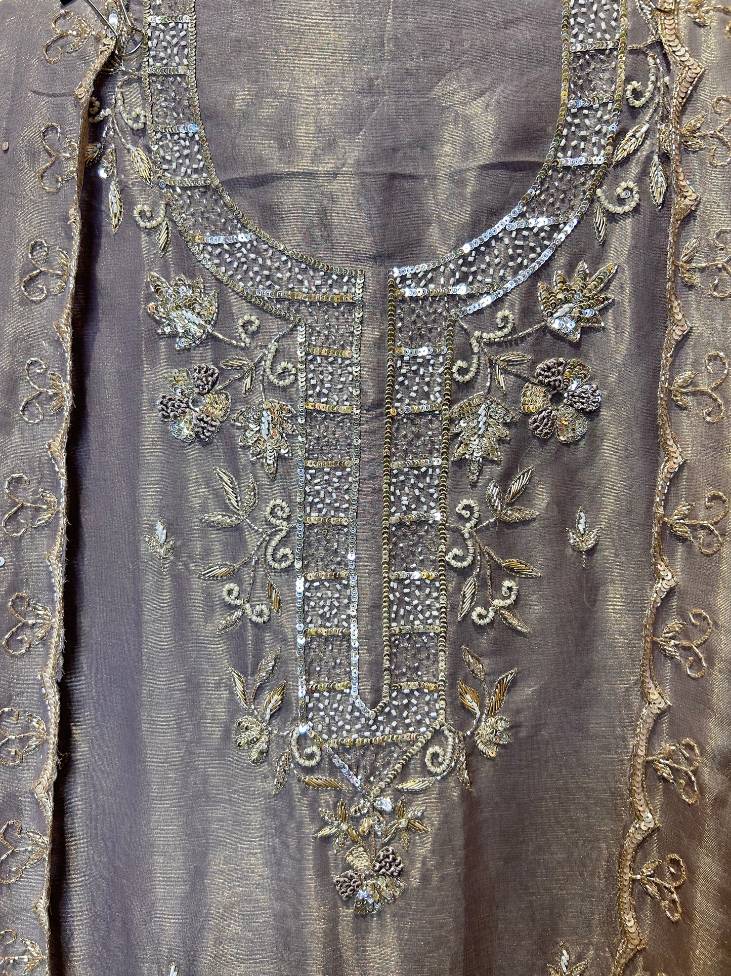 Chamak -e-Khubsurti (Lavender)