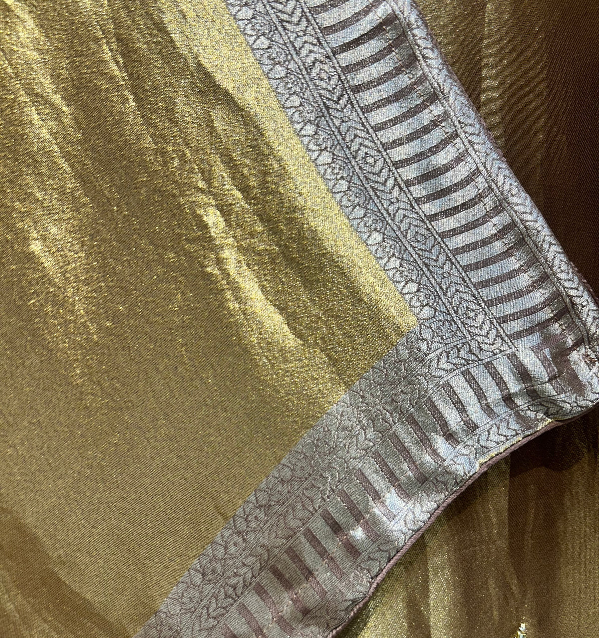 Chandzari Organza Suit