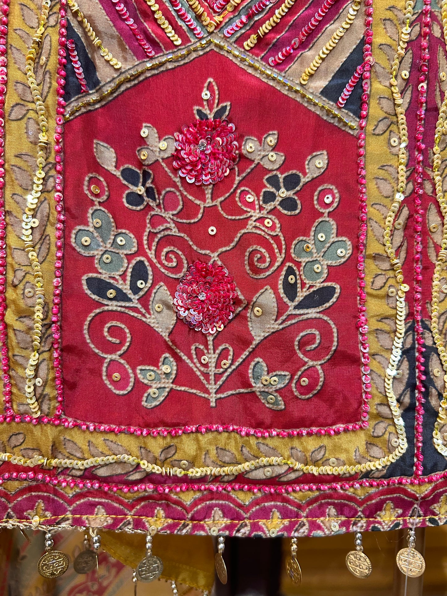 Noor-e-Tasveer (Mustard)