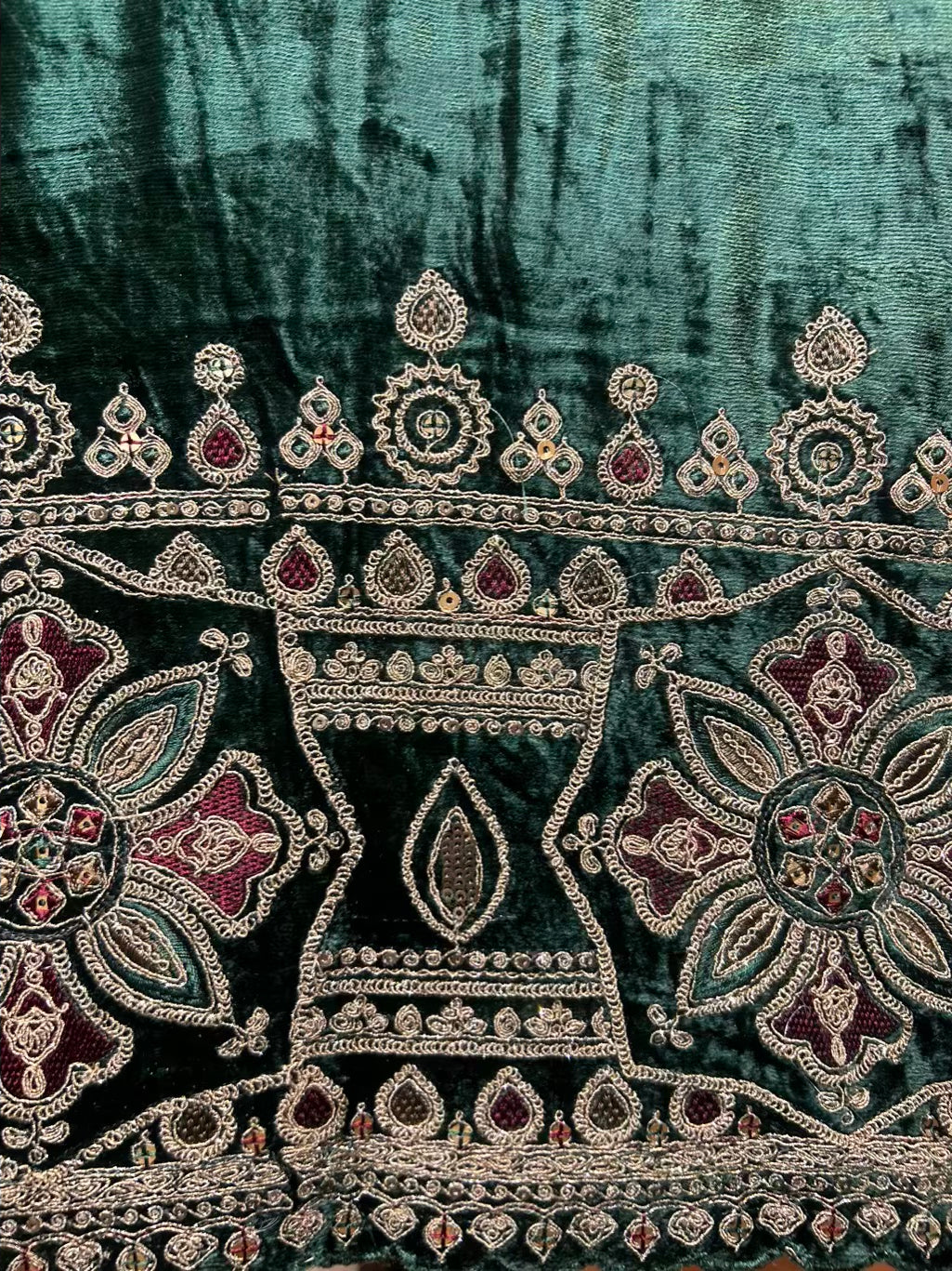 Zohraé-Velvet Suit (Green)