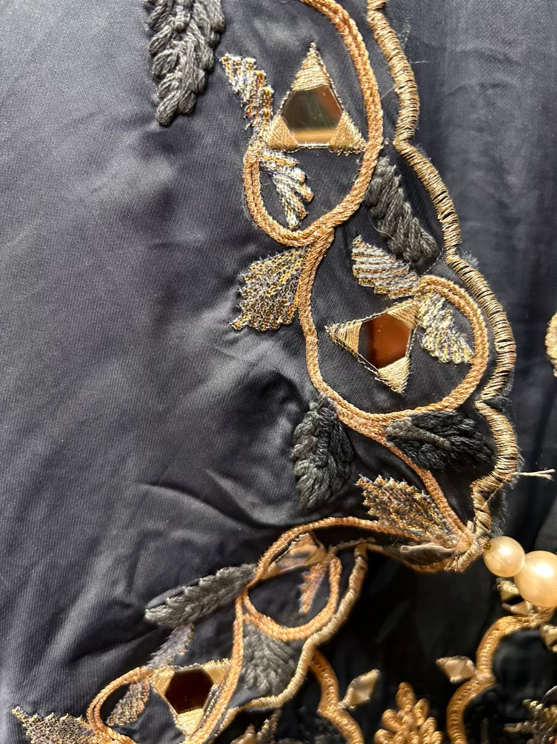 Noor-é-Gulshan (Blue)