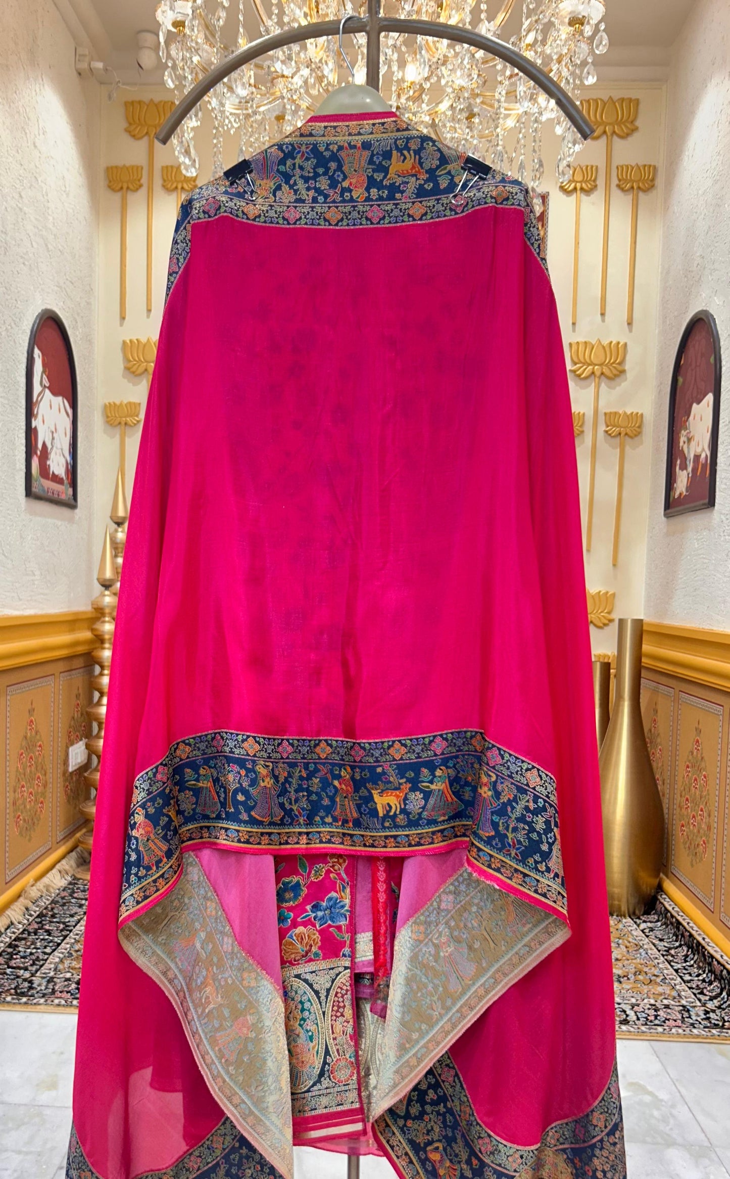 Mehzeen Banarasi Suit (Magenta)