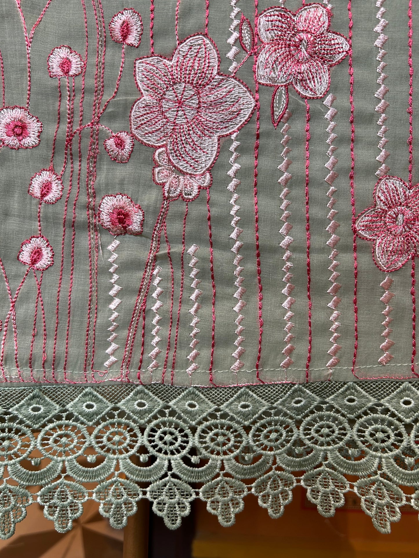 Keya Mul Suit (Green)