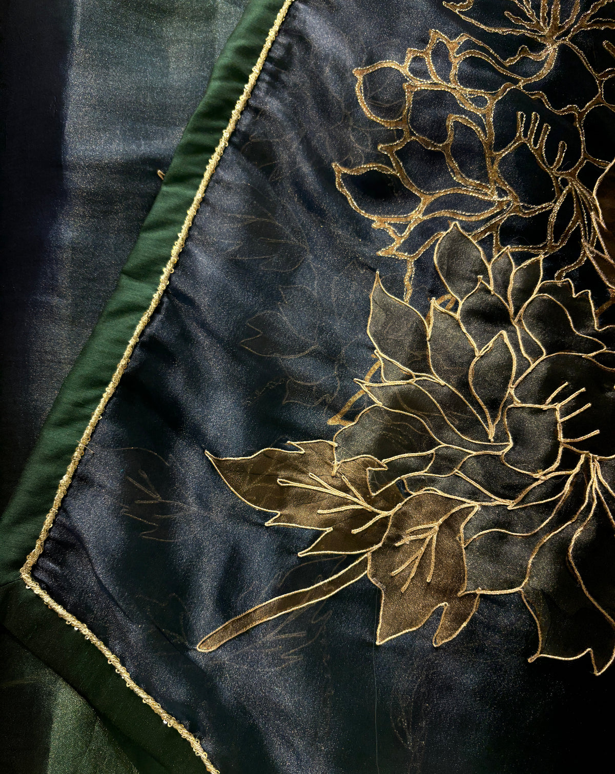 Zarvaan Organza Suit