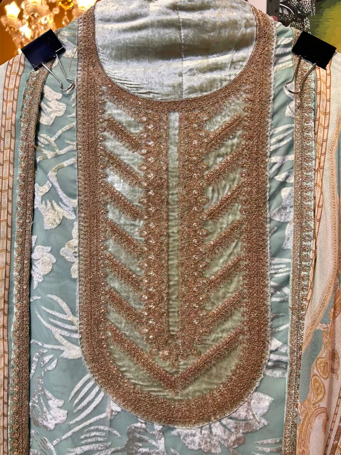 Zaroon Velvet Suit (Green)