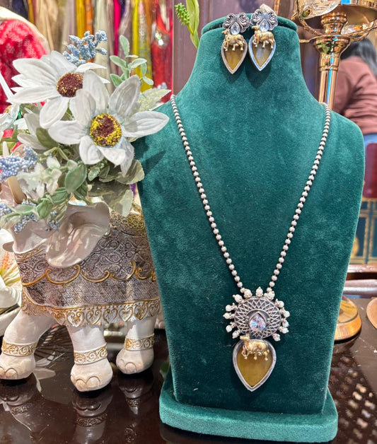 Gajraaj Heritage Pendant Set