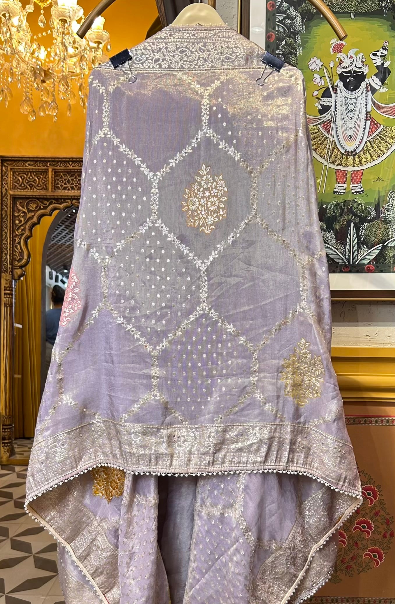 Hayaa-e-Noor (Lavender)