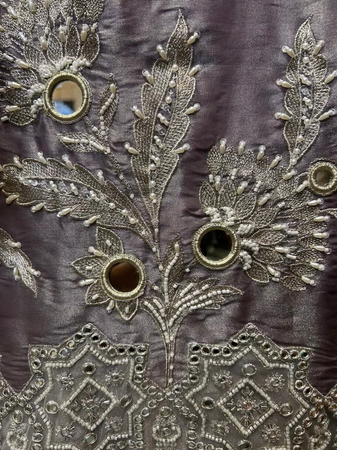 Sabeen-é-Noor (Lavender)