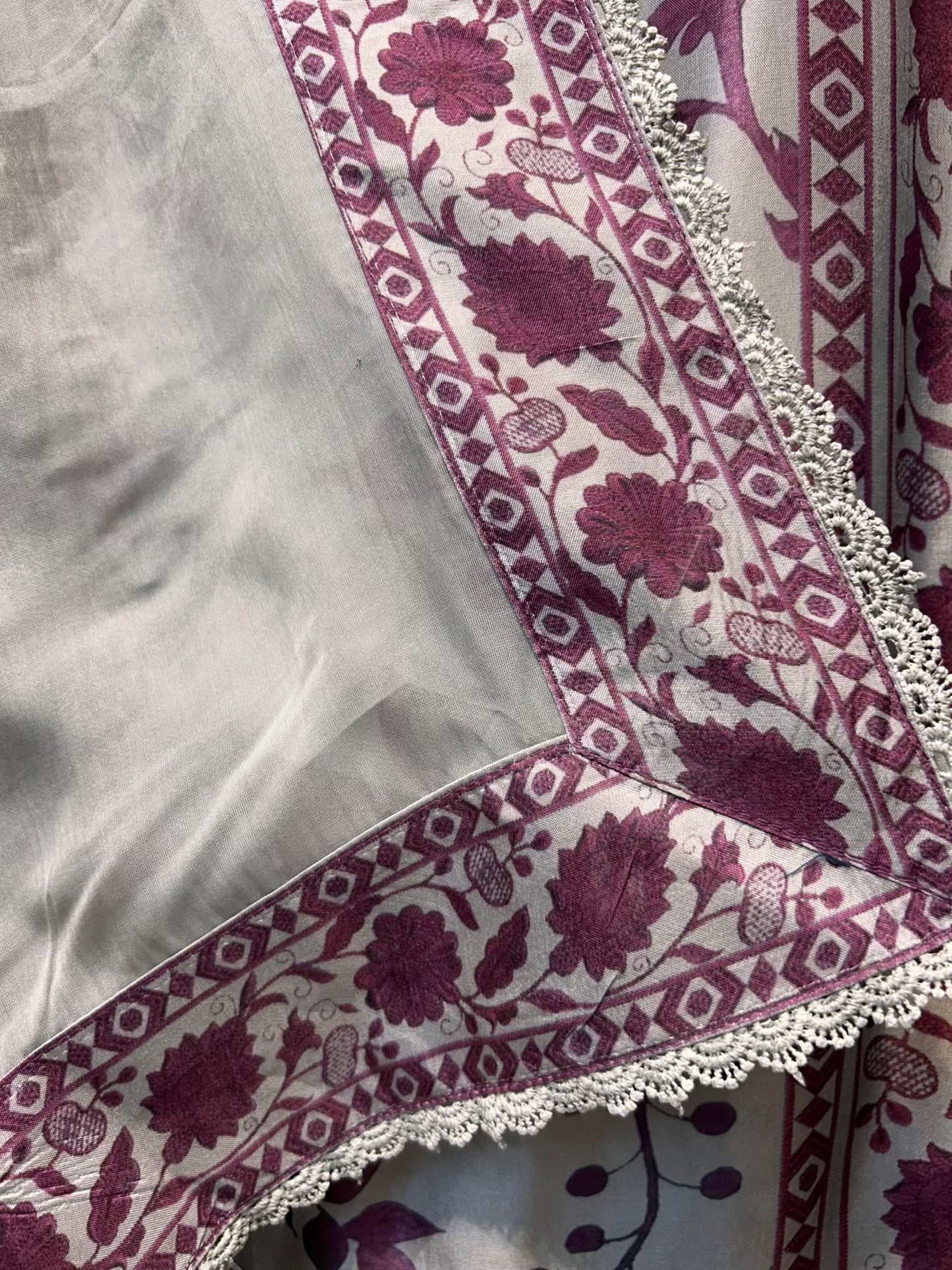 Aavira Thread Naqsh Silk Suit (Wine)