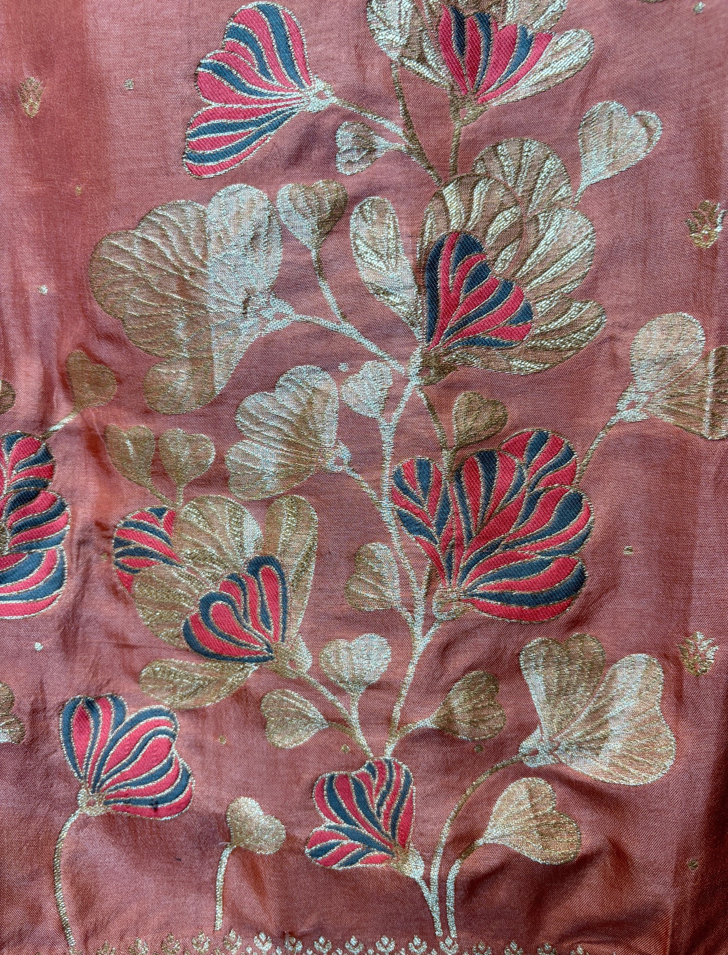 Ruhaniyat Banarasi Suit (Pink)