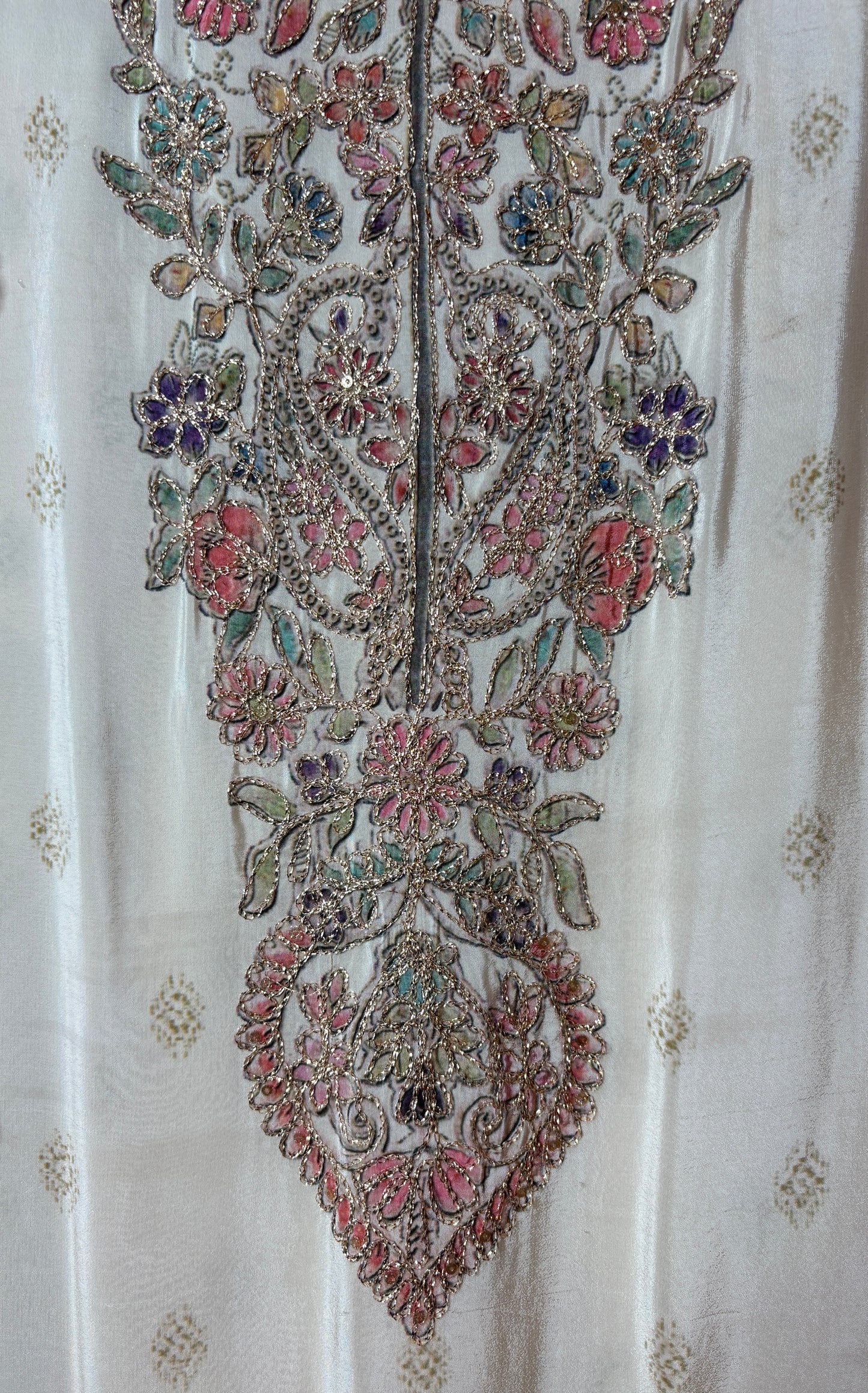 Saanve Crepe Suit (Ivory)