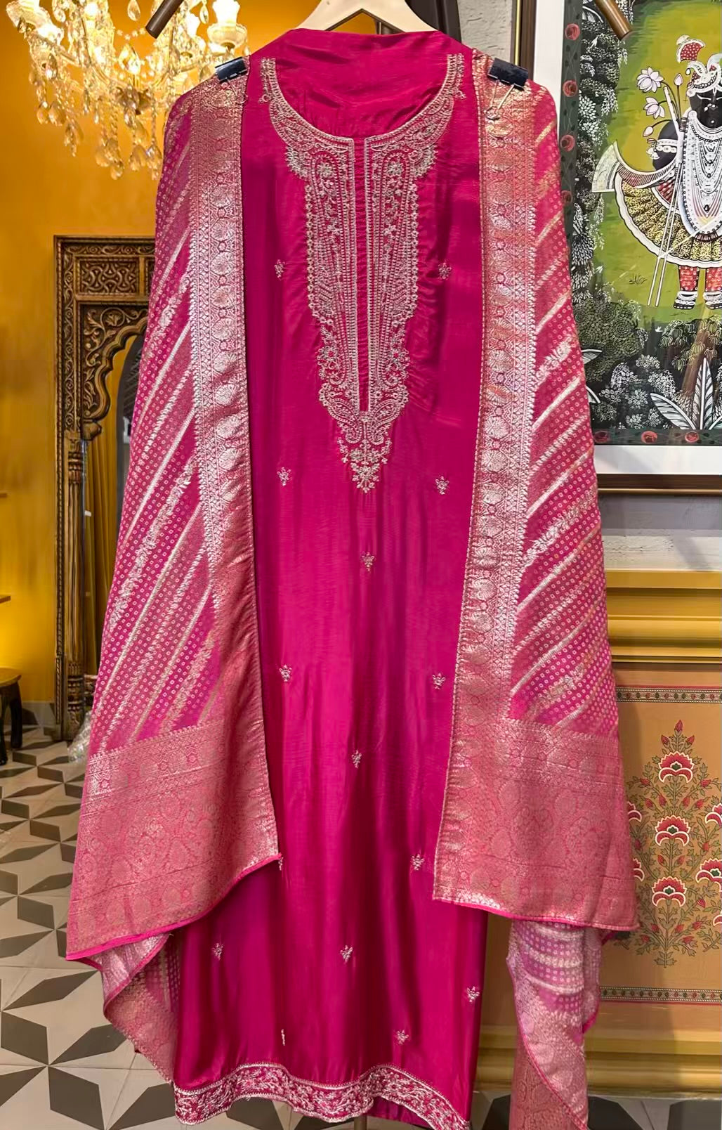 Ziyaara Silk Suit (Magenta)