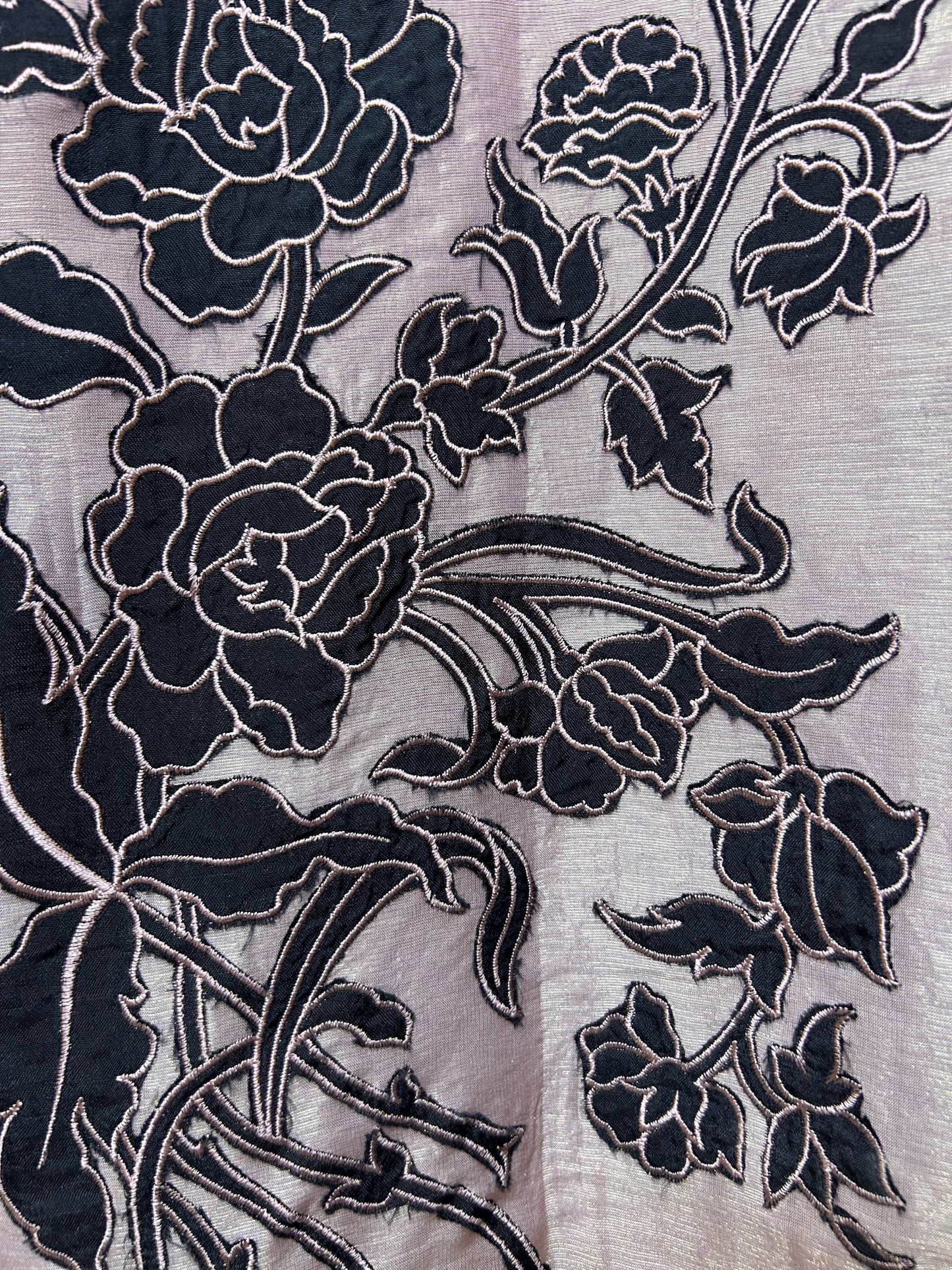 Shabhnami Appliqué Suit (Pink)