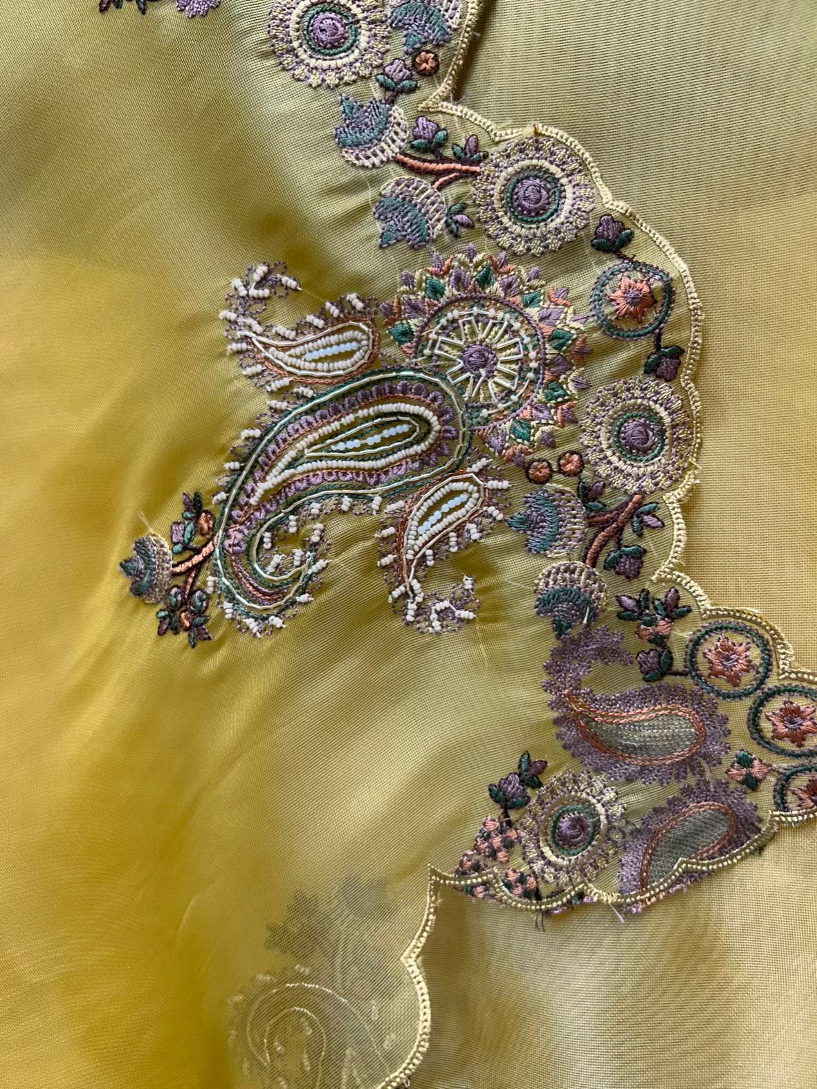 Sarini Motidar Suit (Yellow)