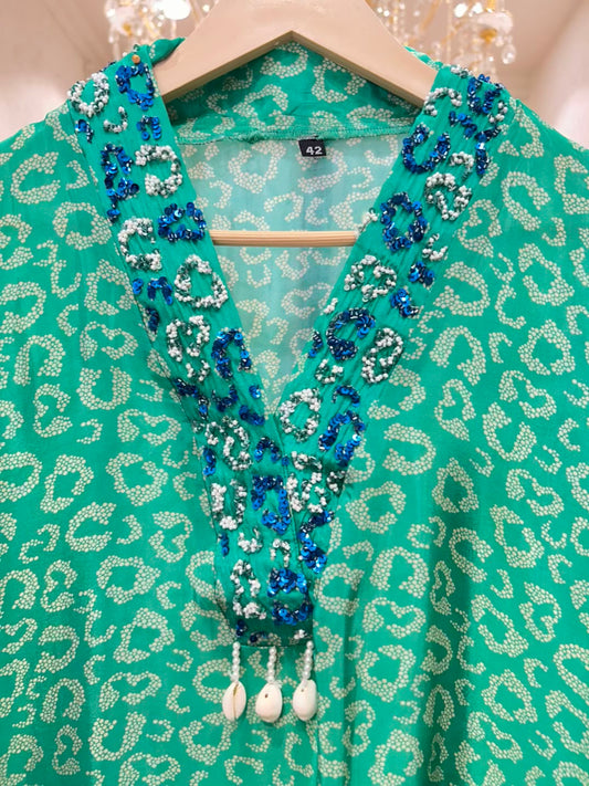 Zenvia Sequin Neckline Co-ord