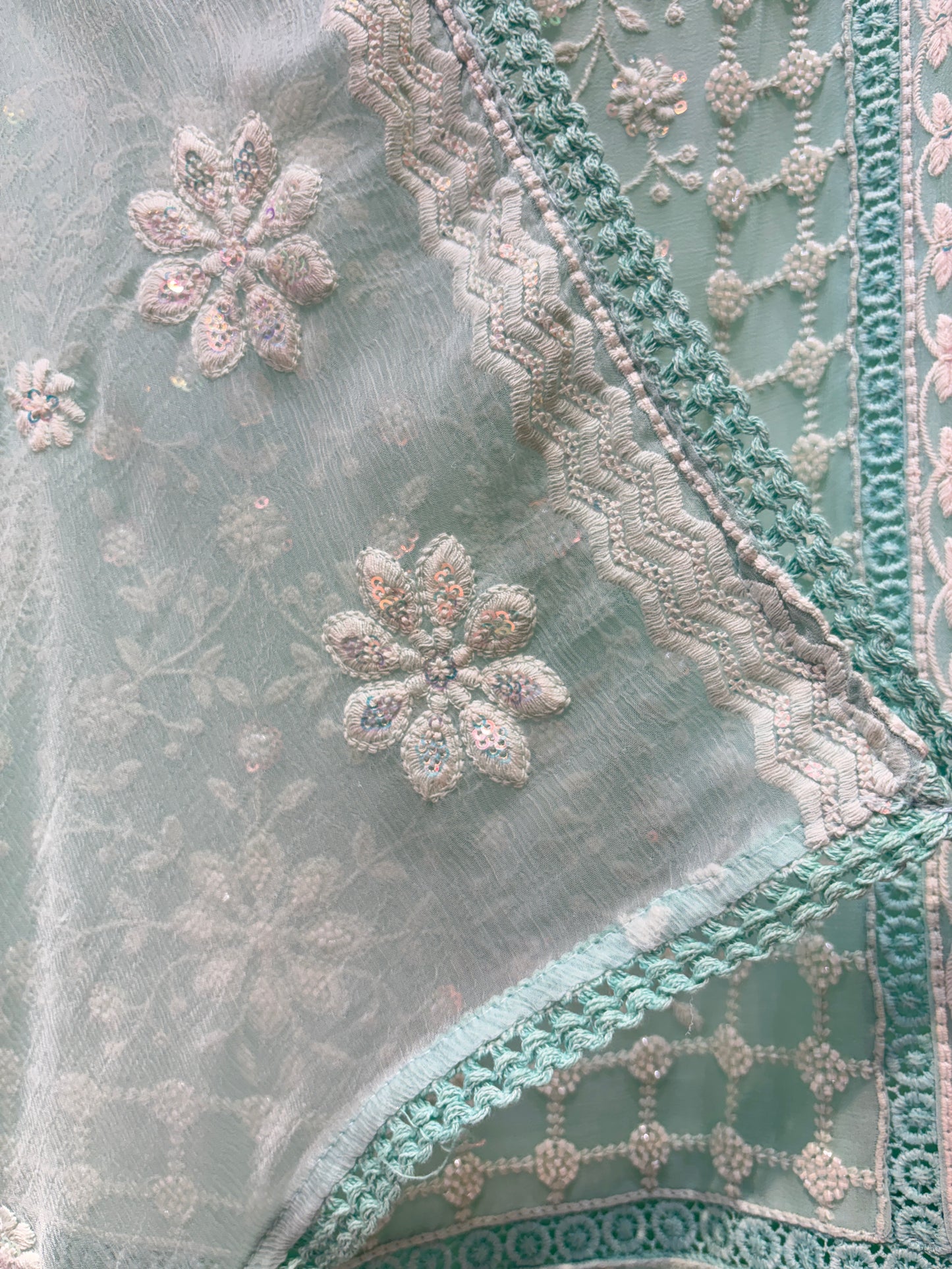 Aabroo Cutdana Georgette Suit