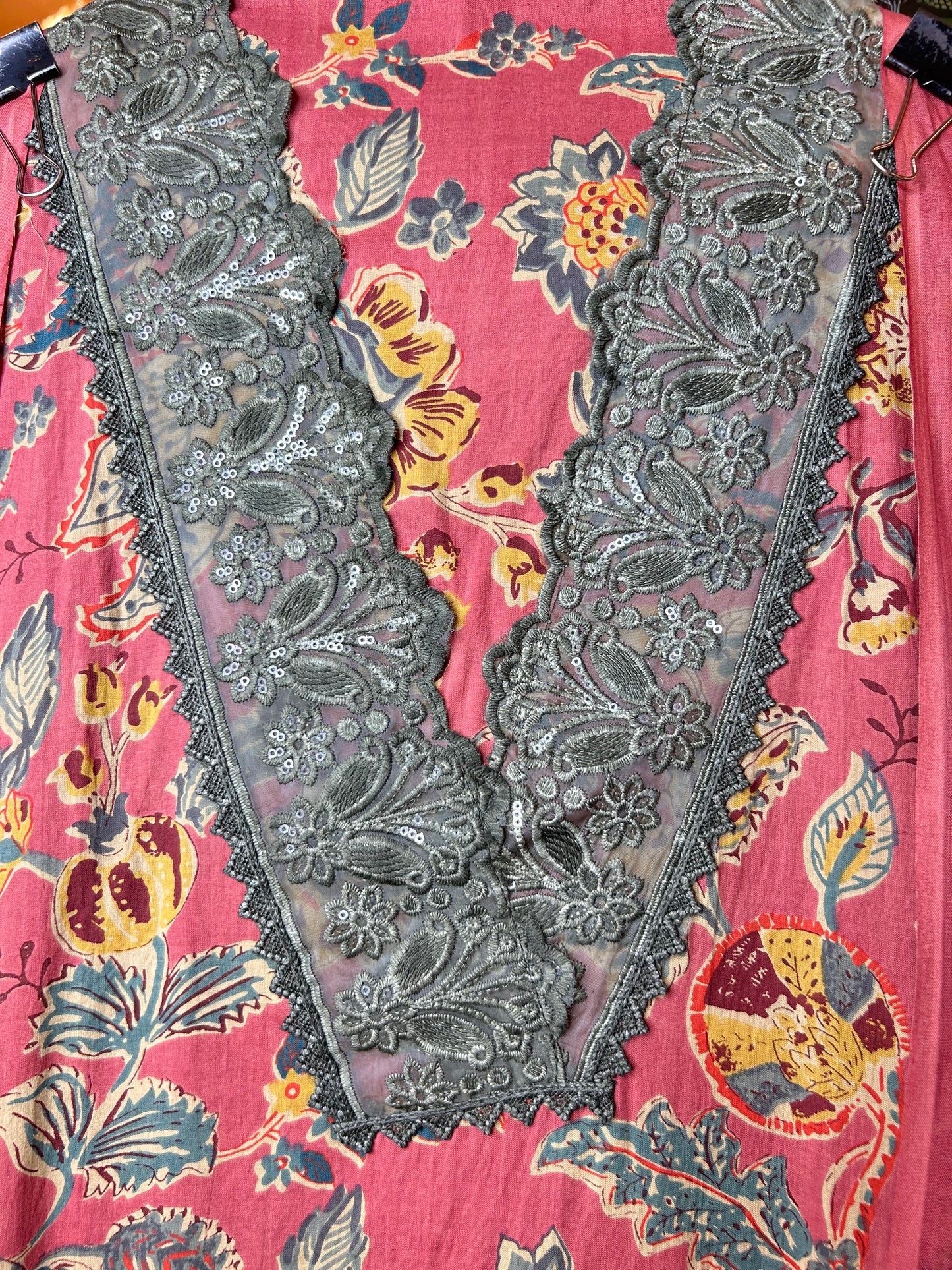Rimjhim Cotton Suit (Pink)