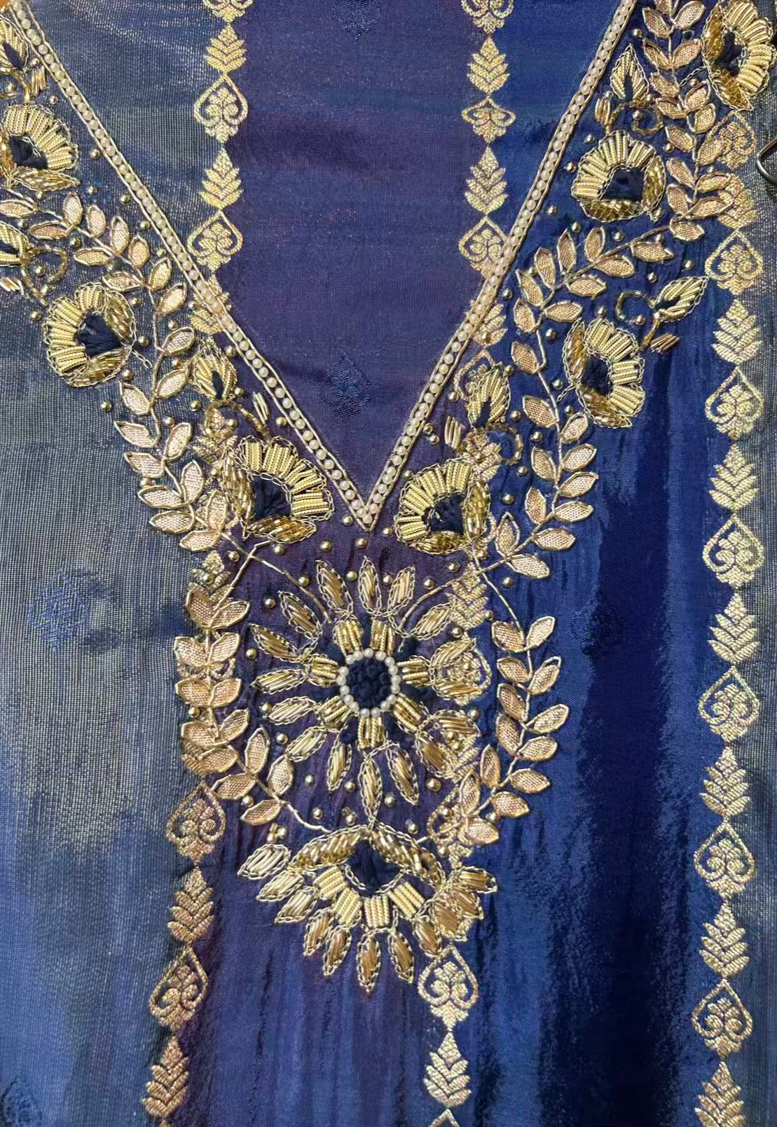 Ziyaan Banarasi Suit