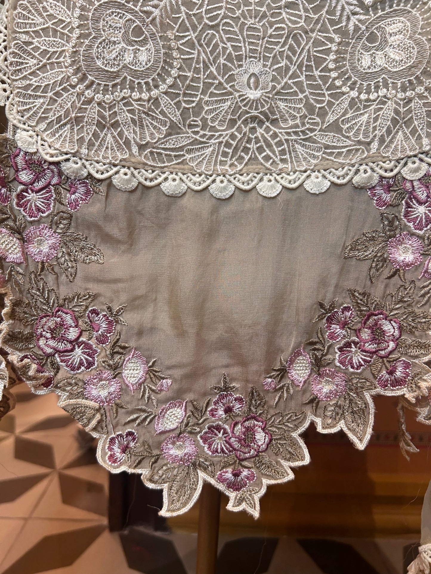 Zohira Organza Suit (Pista Green)