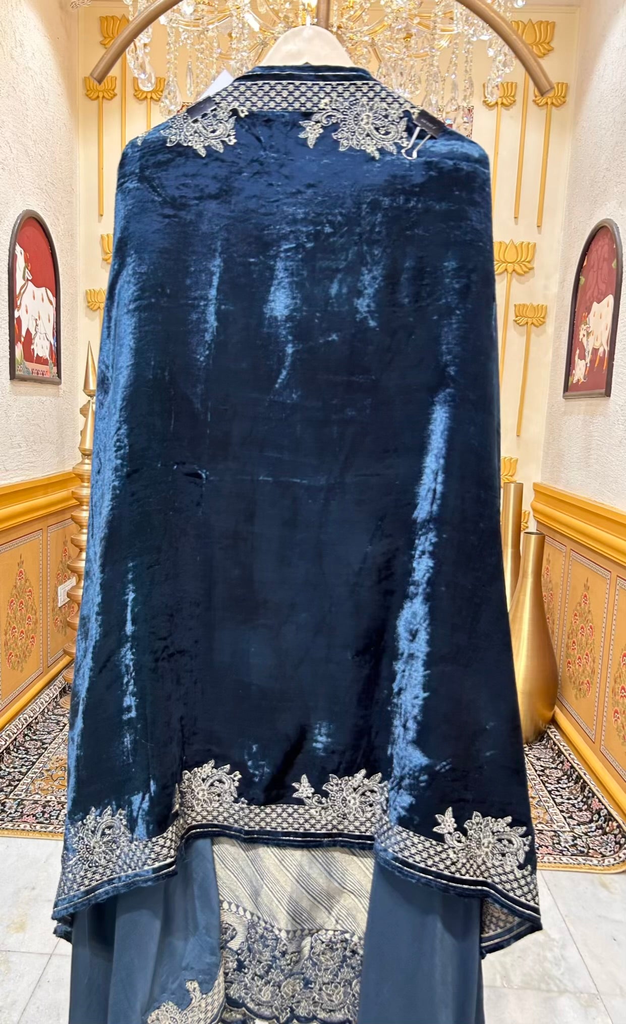 Zarwaab Banarasi Élan Suit (Blue)