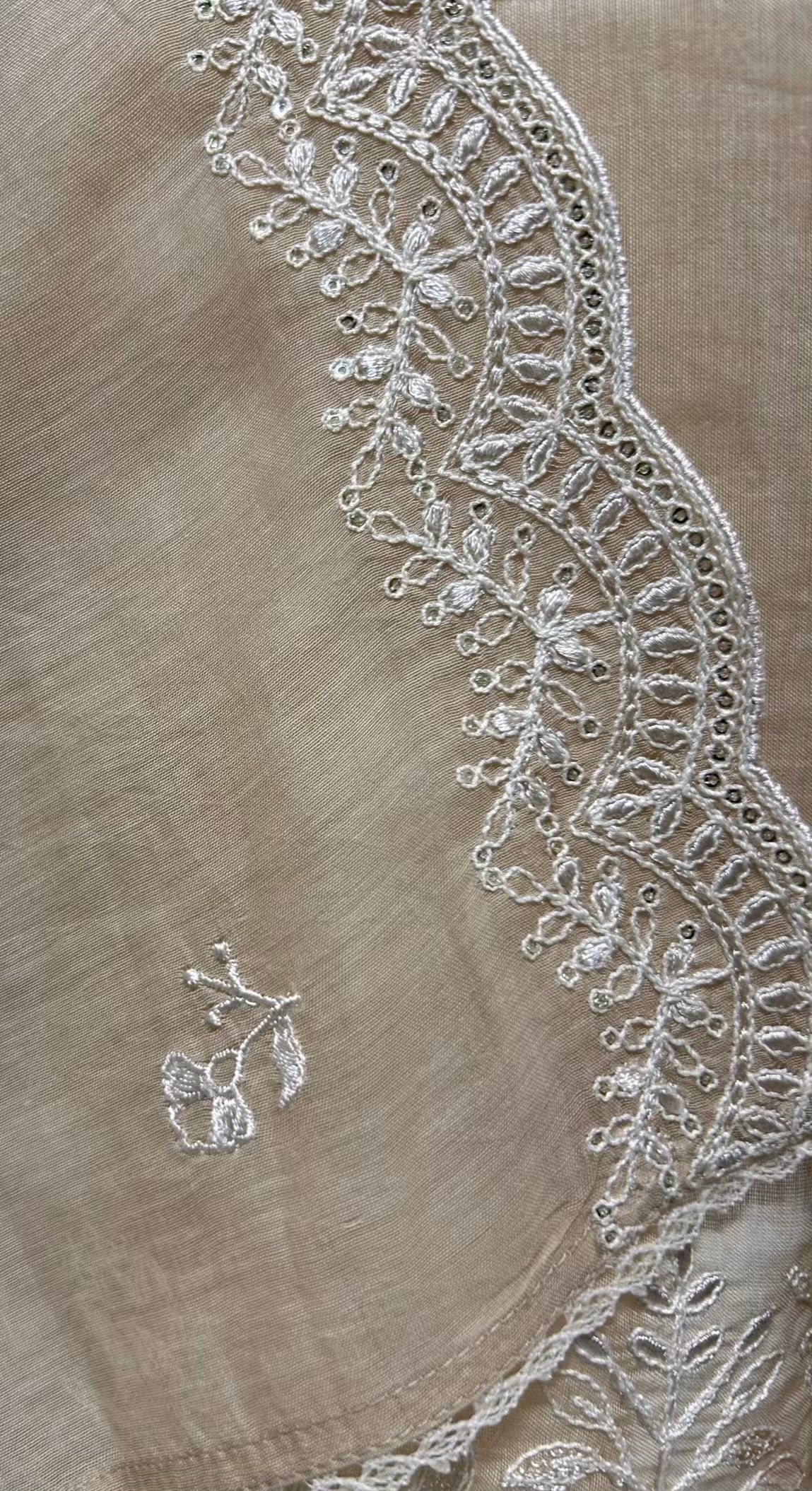 Ishara Mul Chanderi Suit (Beige)