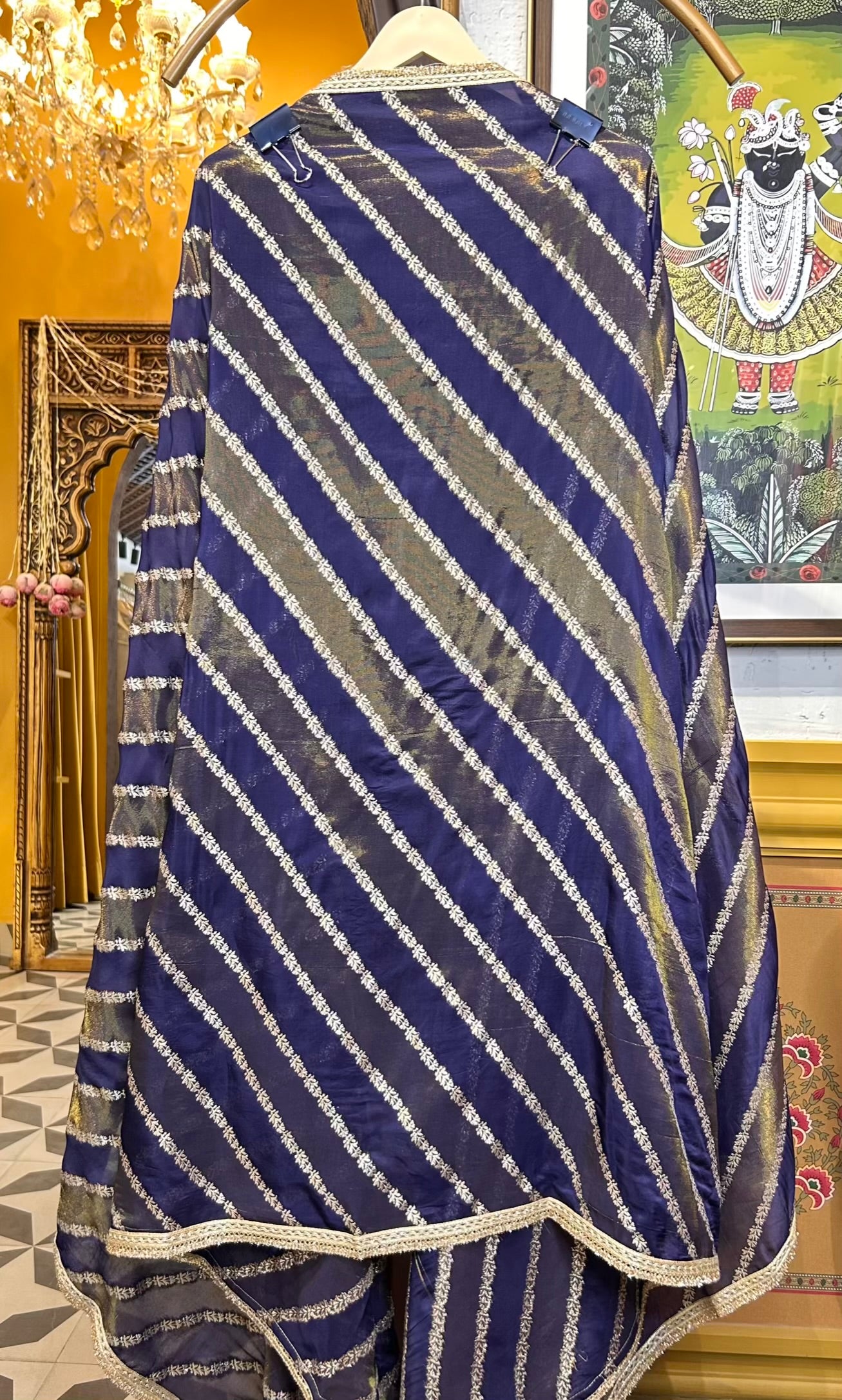 Naaz-e-Kinnari (Dark Grey)