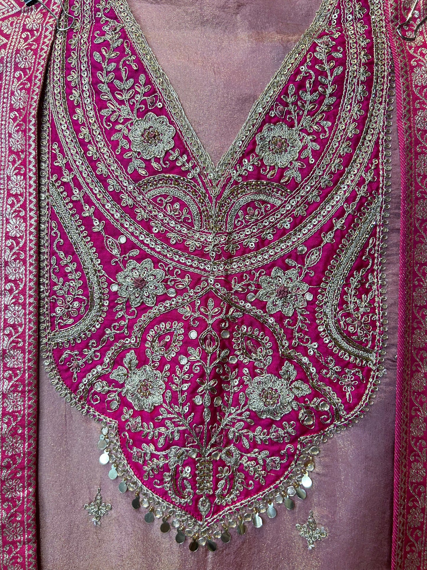 Saanviya Organza Suit (Pink)