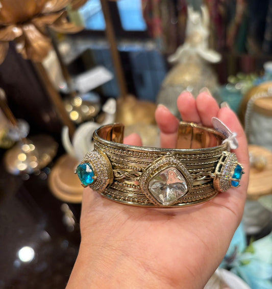 Zarqaa Cuff