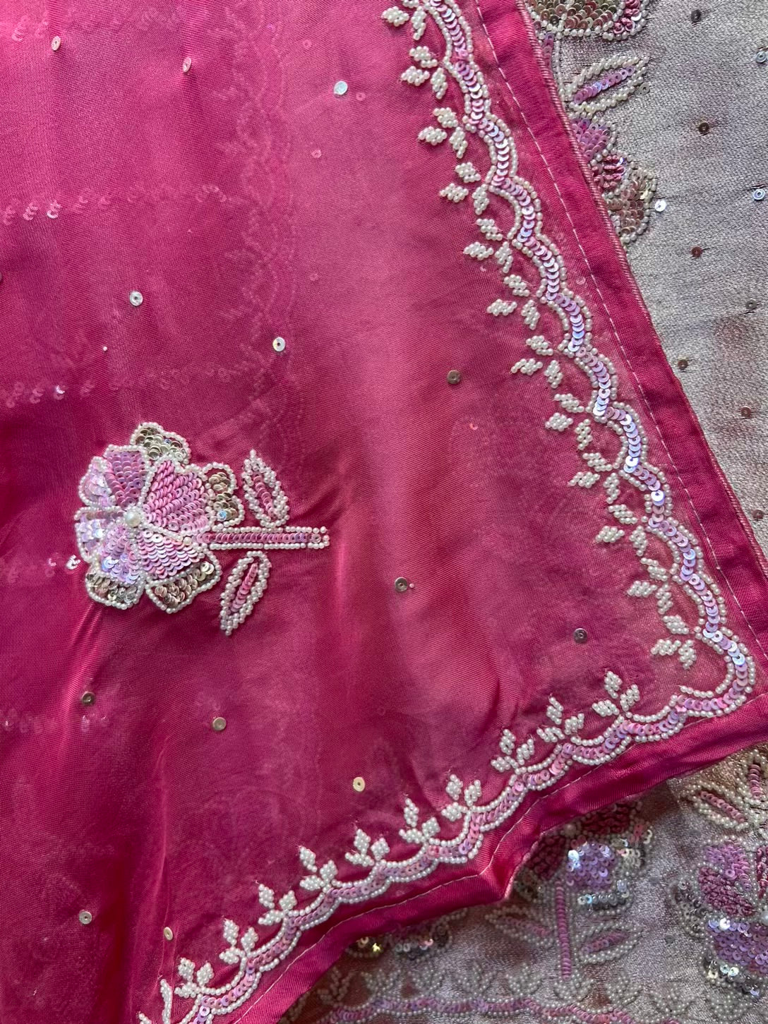 Zareen-é-Moti (Wine)