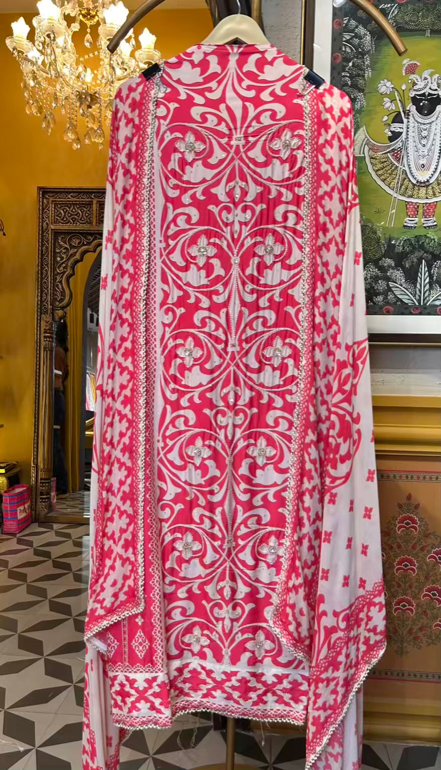 Mehrunisa Muslin Suit (Pink)