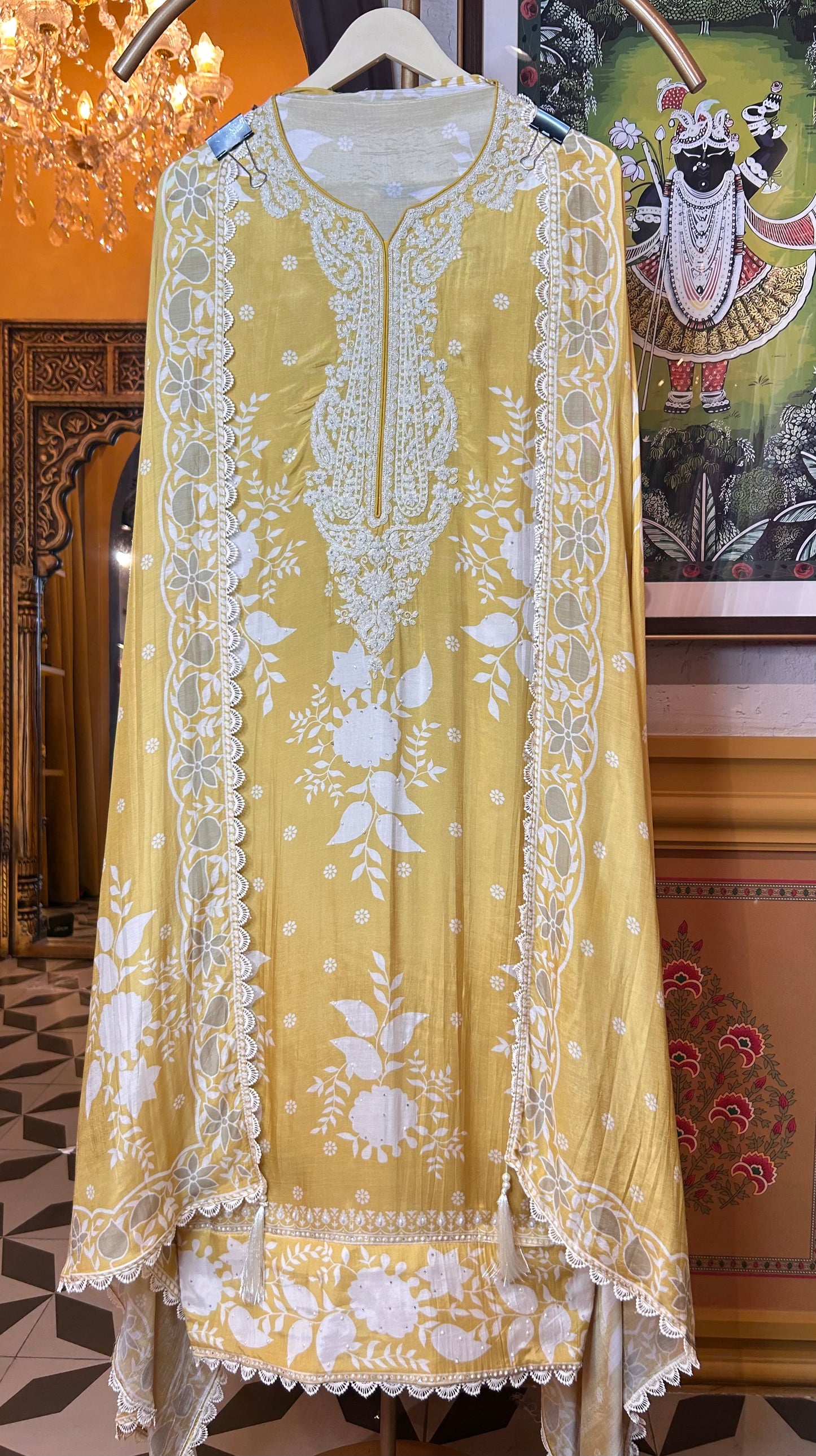 Nairiti Muslin Suit (Yellow)