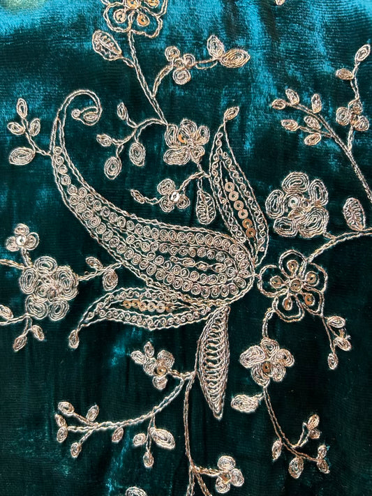 Noormira Velvet Suit (Green)