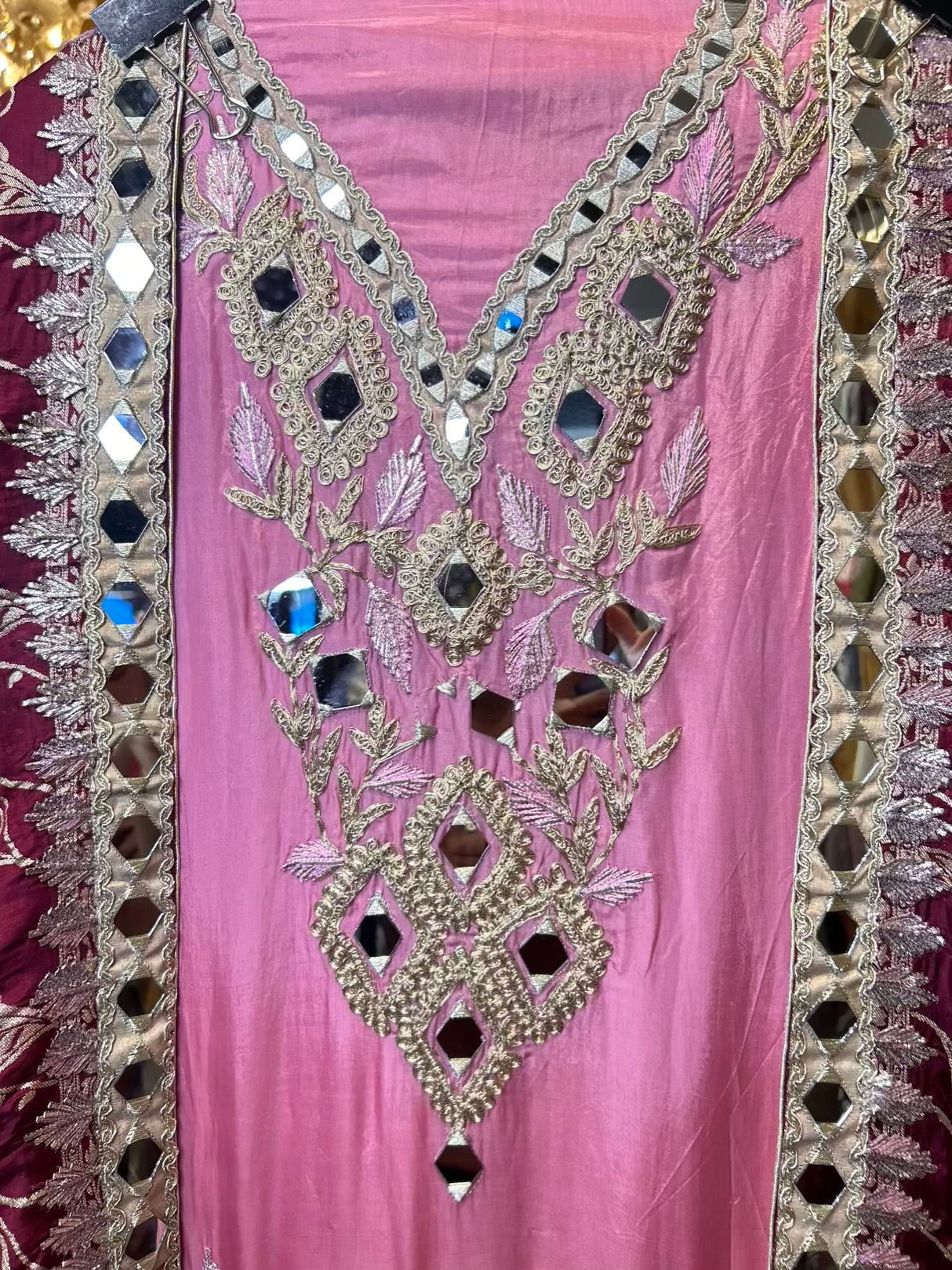 Rimtara Silk Suit (Pink)