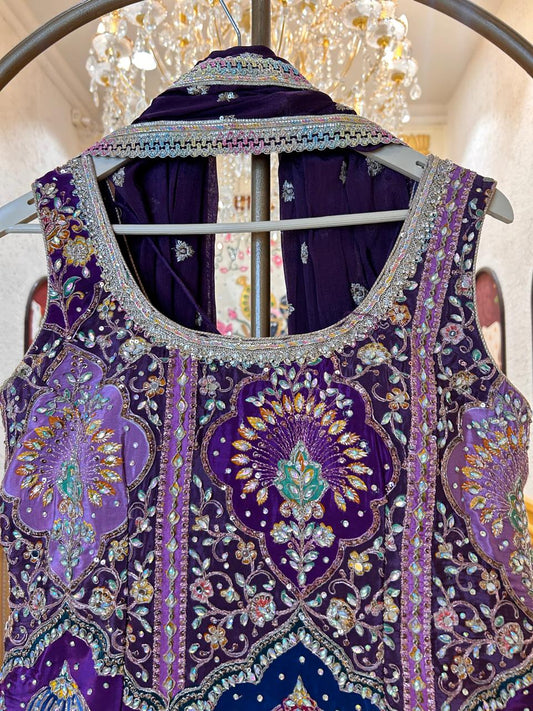 Tishya Farshi Elegance Set