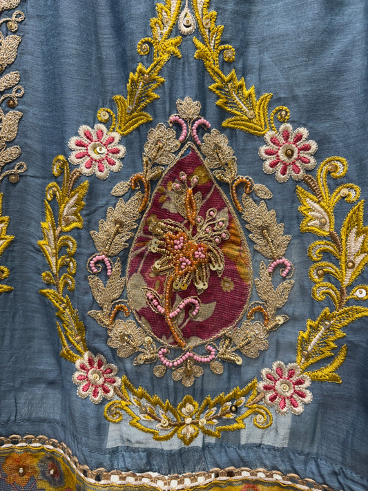 Vedaara Mul Chanderi Suit