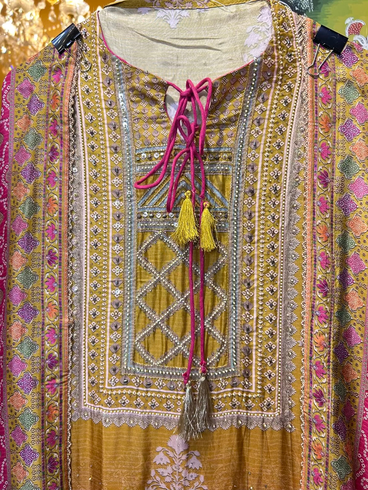 Taabir-é-Bandhej Suit (Mustard)