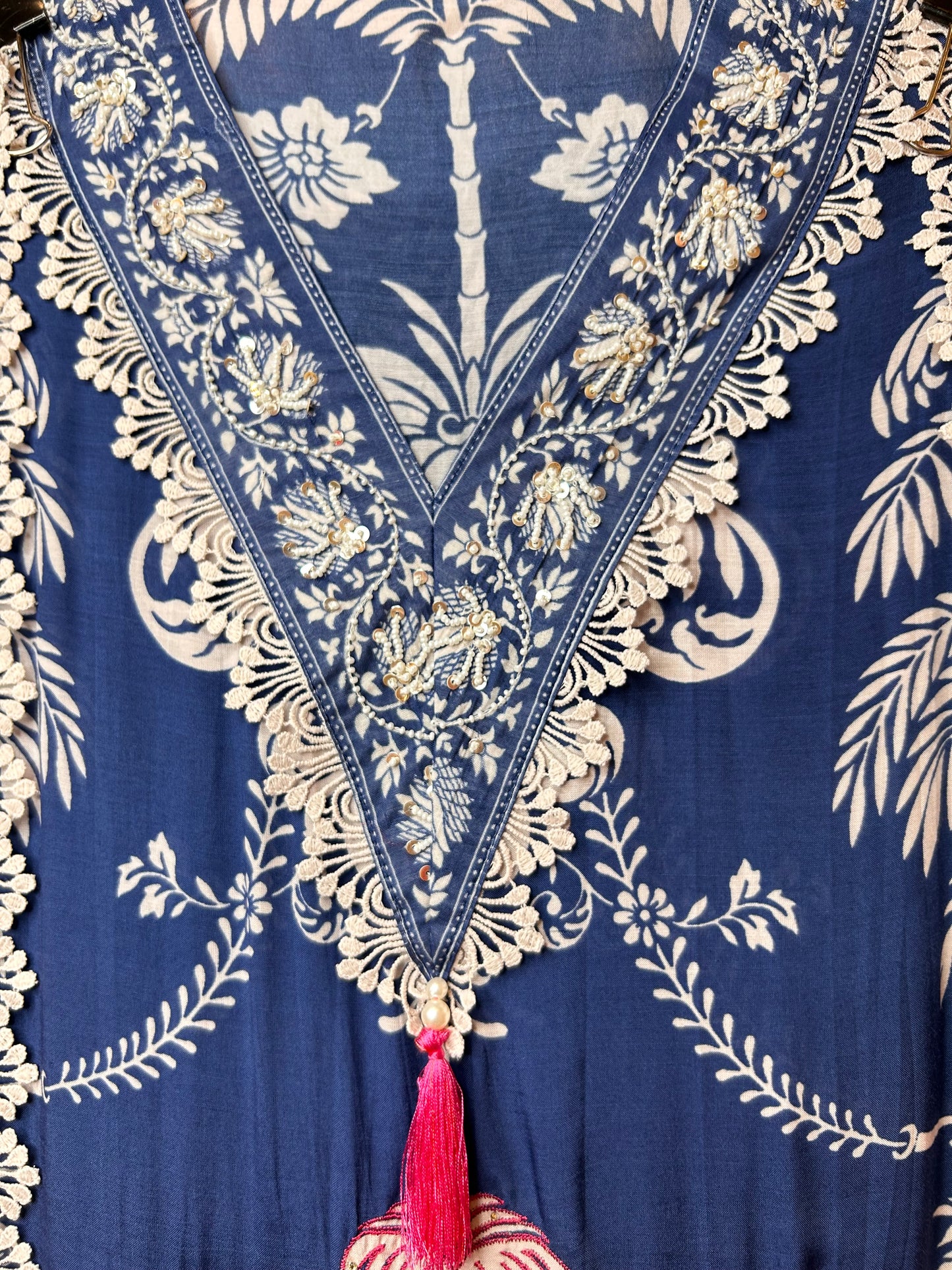Saanjh Bela Muslin Suit (Blue)