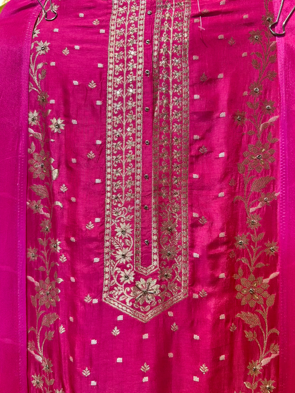 Ruzina Silk Suit (Magenta)