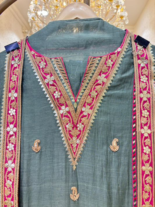 Anika Mul Chanderi Suit